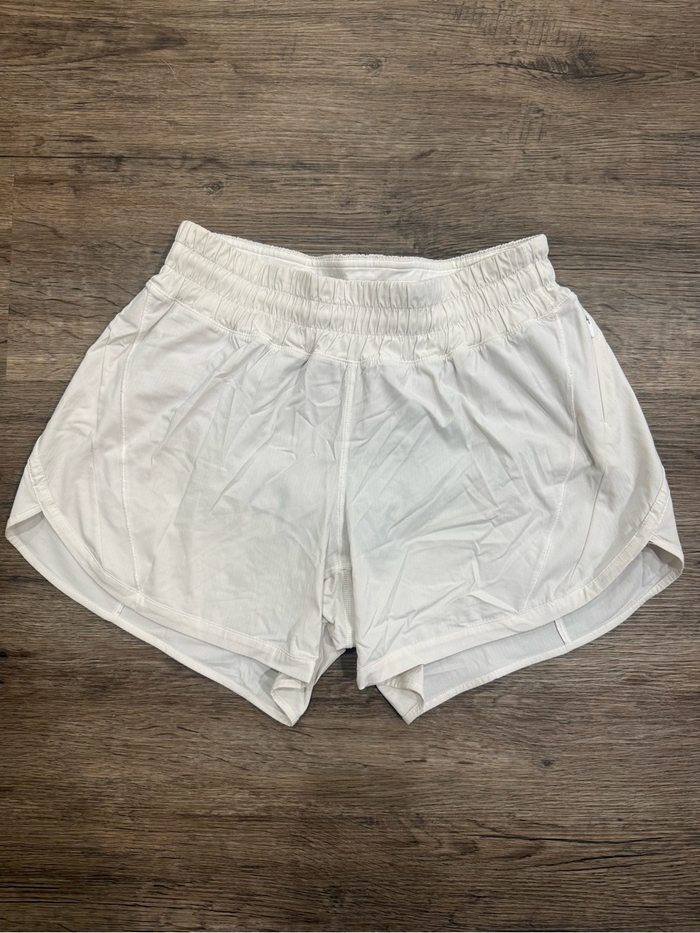 lululemon Mid Rise Track That Short